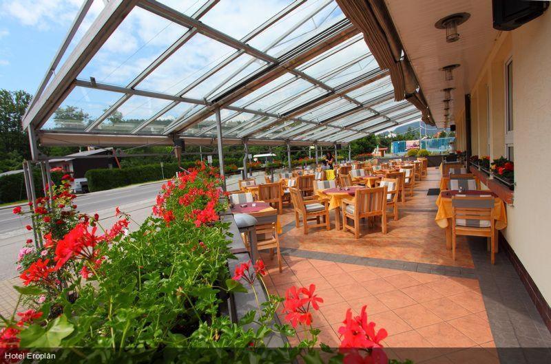 Hotel Eroplan Rožnov pod Radhoštěm Dış mekan fotoğraf