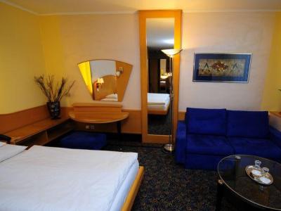 Hotel Eroplan Rožnov pod Radhoštěm Dış mekan fotoğraf